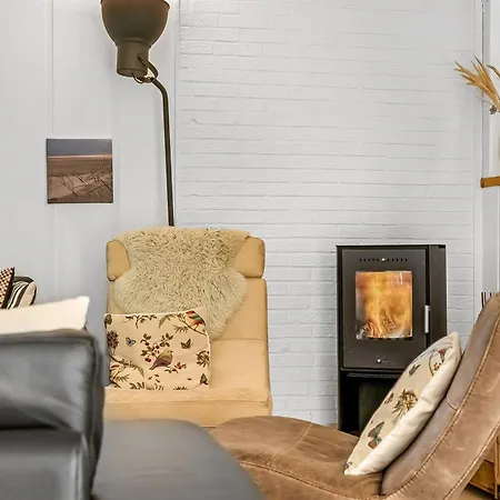 Josina - 1-3km From The Sea By Interhome *